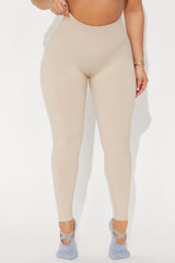 Reach Higher 7/8 Flex Active Legging - Light Taupe