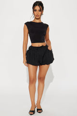 Staying Cutesy Bubble Short - Black