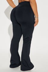 Claudia Elevate Active Yoga Pant - Black